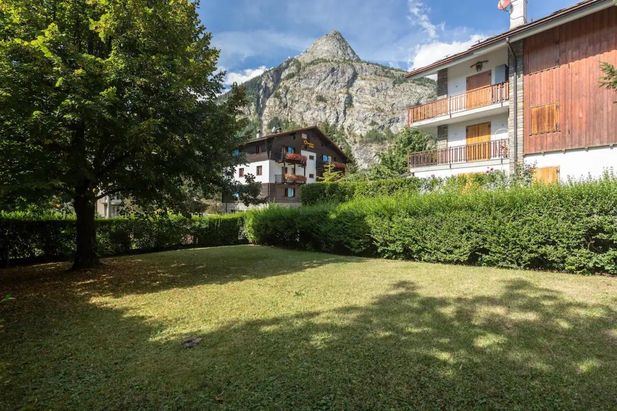 Cozy In Courmeyeur Center Appartement Courmayeur